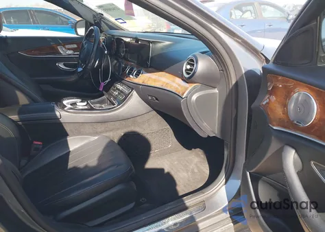 2017 Mercedes-Benz E 300 4Matic из США, поврежденный, VIN WDDZF4KB3HA208414